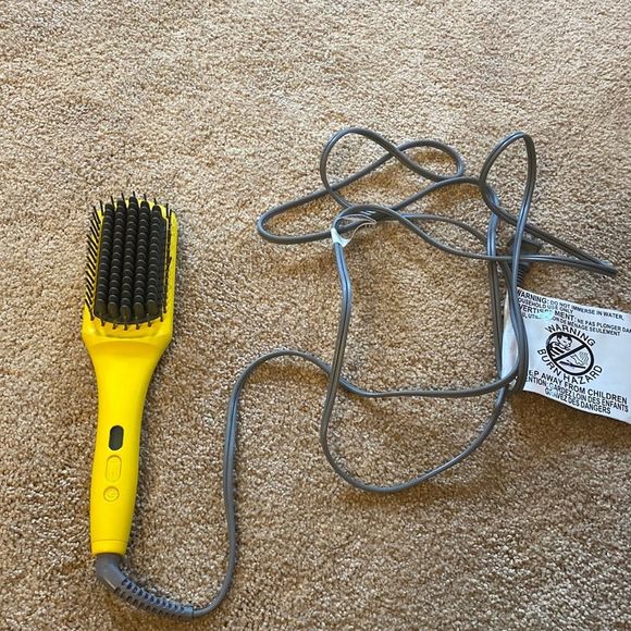Drybar Other - Dry bar drybar brush crush heated straightening hair brush